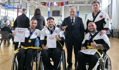 Secția Chanbara Adaptat – persoane cu dizabilități practicând sport în scaun rulant